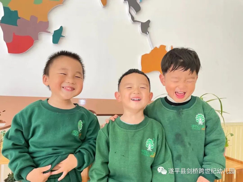 河南遂平剑桥跨世纪幼儿园：防拐防骗活动独家报道